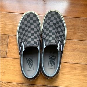 CHECKERED VANS
